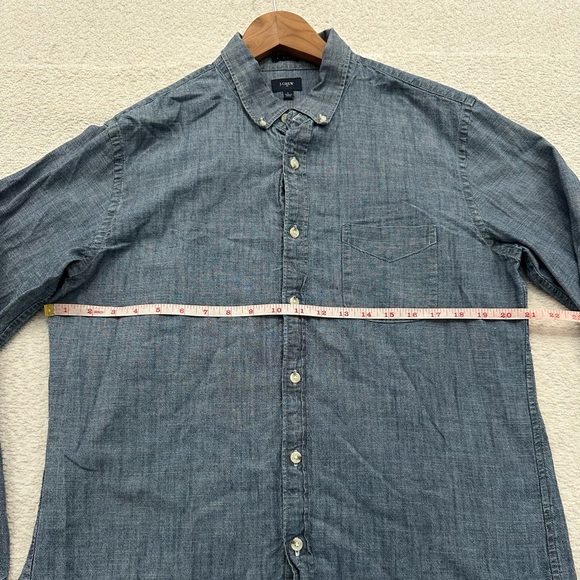 J. Crew Long Sleeve Button Down Shirt Denim Blue Size Large - Picture 4 of 4